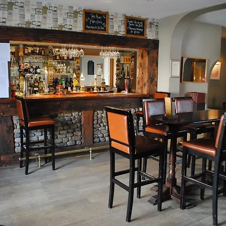 The George Country Inn, Wath 4*