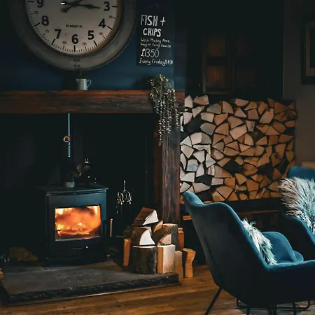Hotell The George Country Inn, Wath 4*